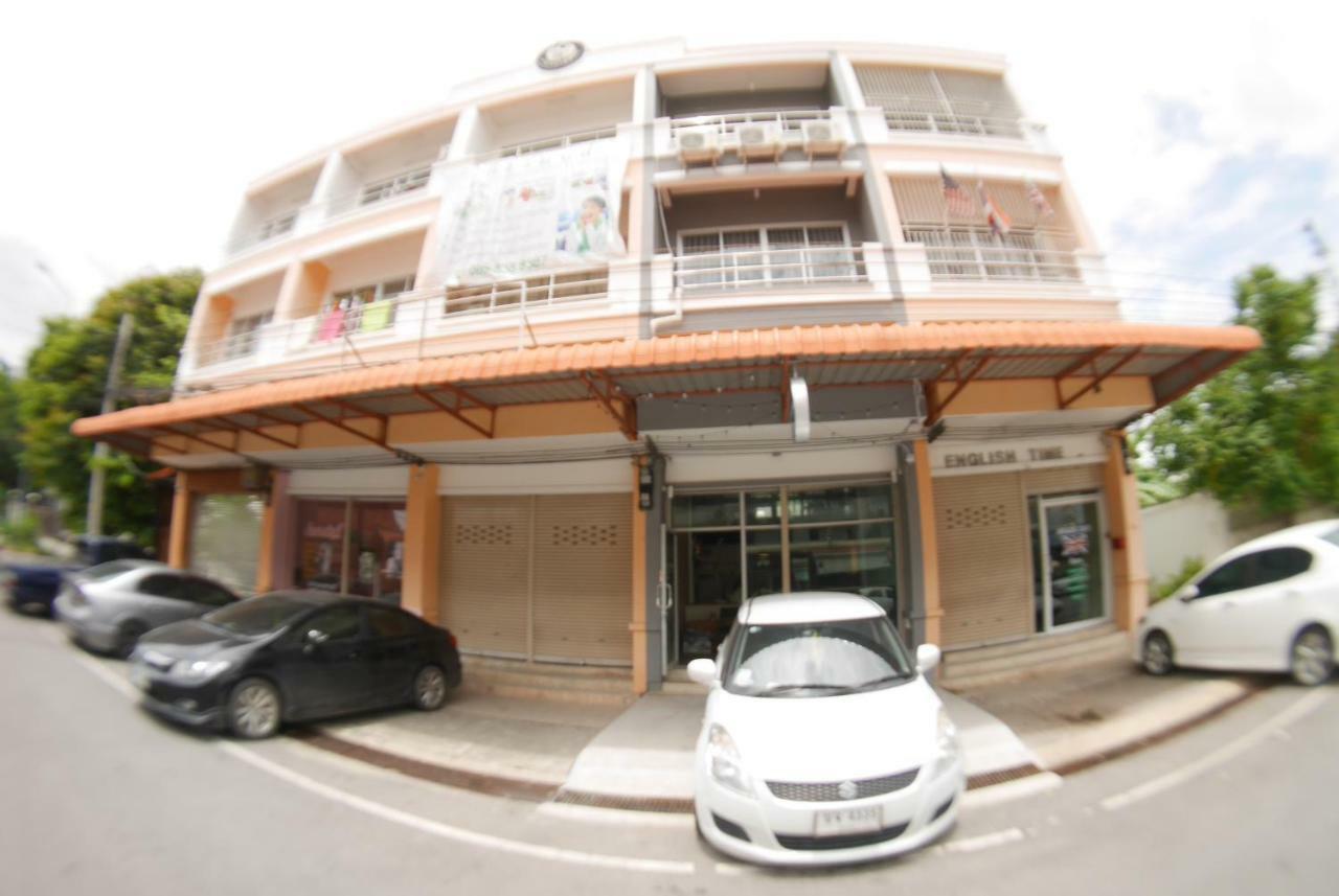 Fun Dee Hostel Ayutthaya Exterior foto